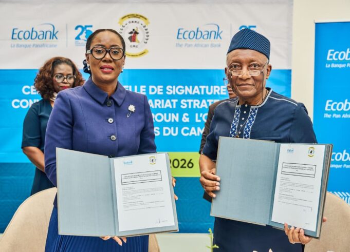 000-Eco-Bank-et-medecins