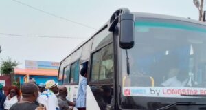 Transports : Camcartour Travel prend la ligne de départ, le sprint de Carlos Ngoualem vers les sommets de l’Ouest